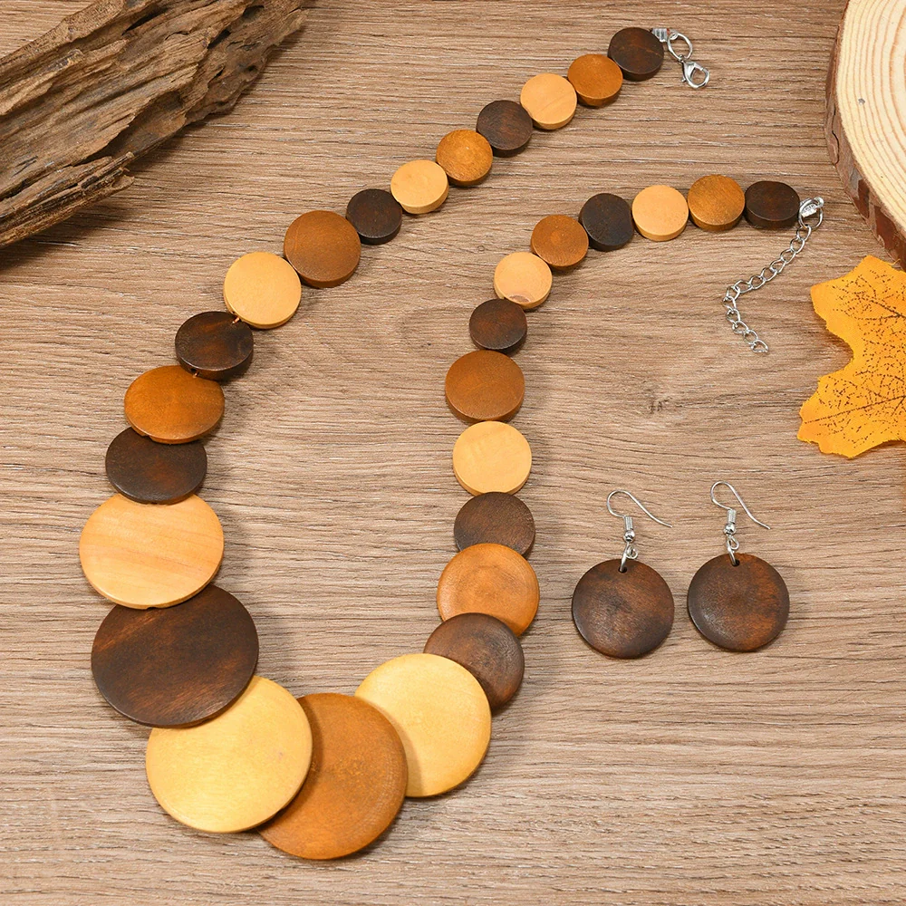 Vintage Geometric Handmade Leather And Wooden Beads Women's Pendant Necklace And Earrings Set - Image 4