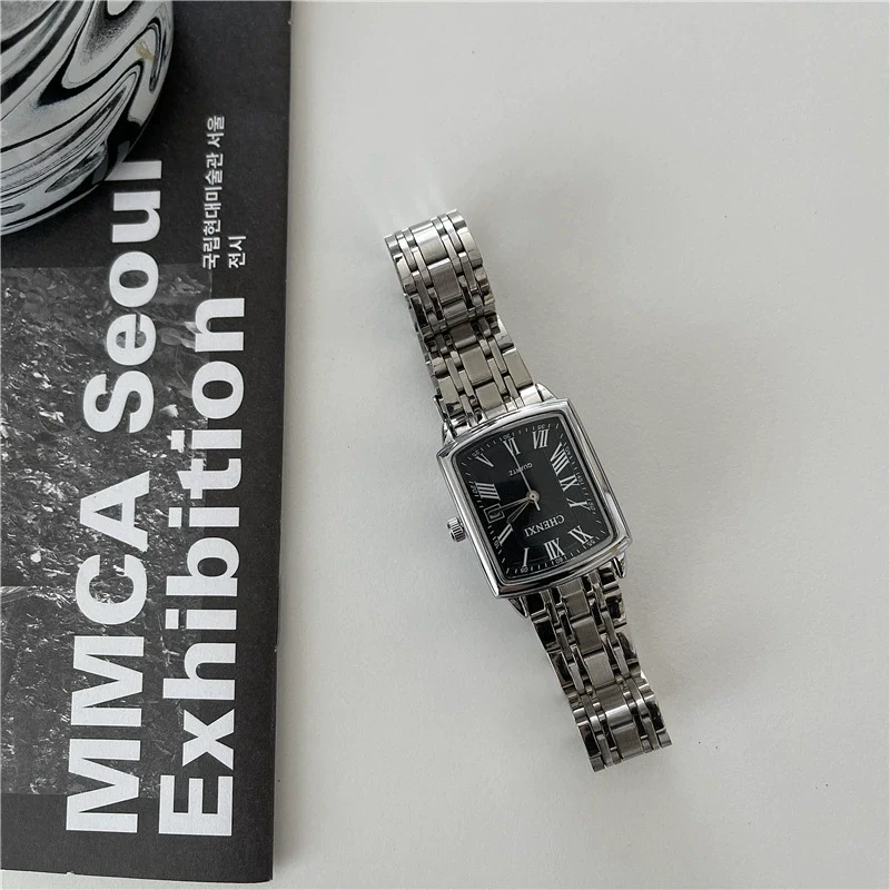 Vintage Square Roman Casual Alloy Band Quartz Couple's Watch - Image 2