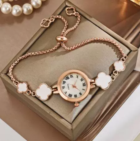 Watch Alloy Rose Gold Fourleaf Clover Casual Style For Female Students