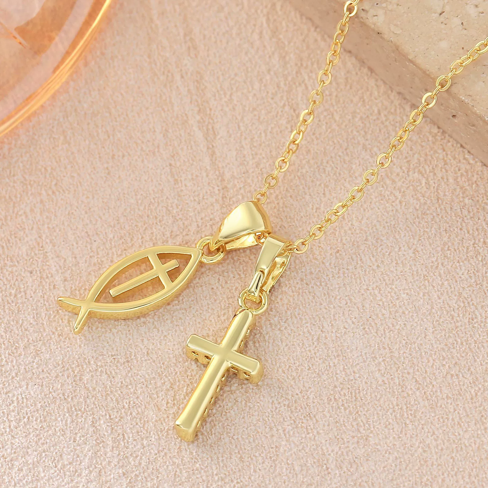 Wholesale 18K Gold Electroplated Cross Fish Pendant Necklace With Zircon Inlay For Women And Men Made Of Copper - Image 4