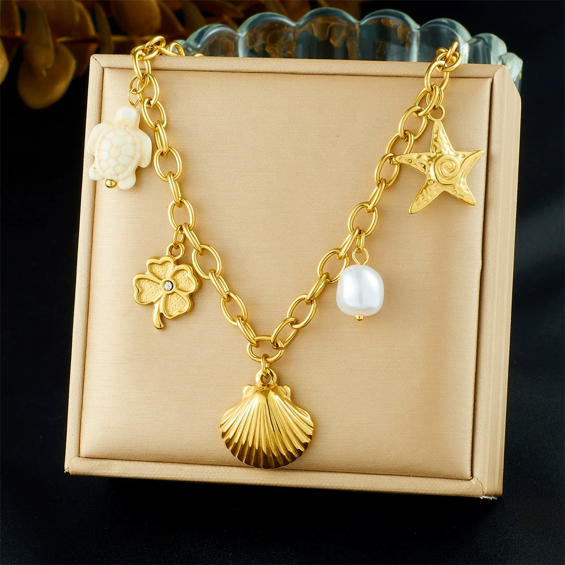 Wholesale 18K Gold Plated Animals Zodiac Shell Starfish Pendant Stainless Steel O Word Chain Necklace For Women