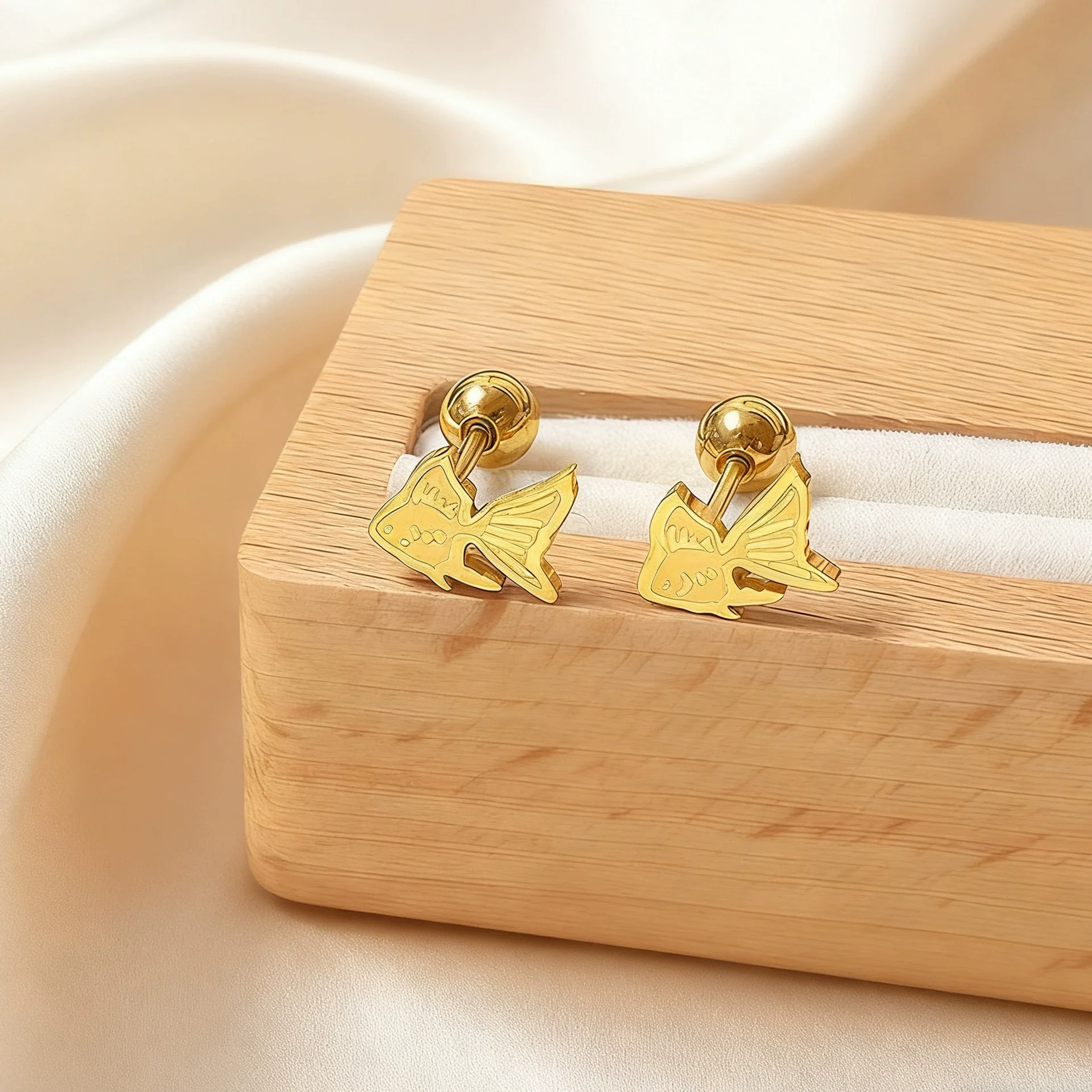 Wholesale 18K Gold Plated Stainless Steel Animal And Zodiac Shape Earrings For Women - Image 8