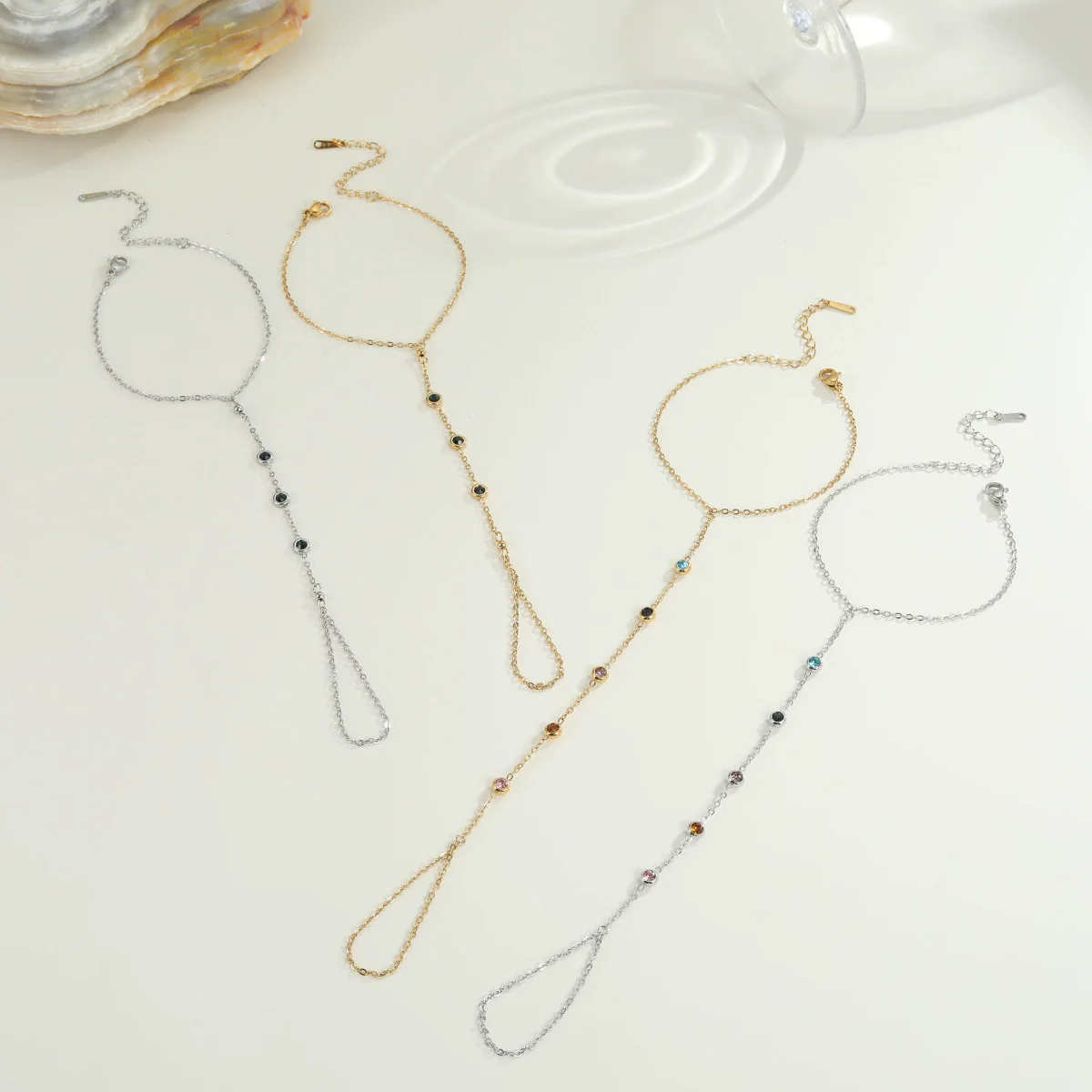 Wholesale 18K Gold Plated Stainless Steel Geometric Oval Finger Chain Ring Chain Bracelet For Women - Image 2