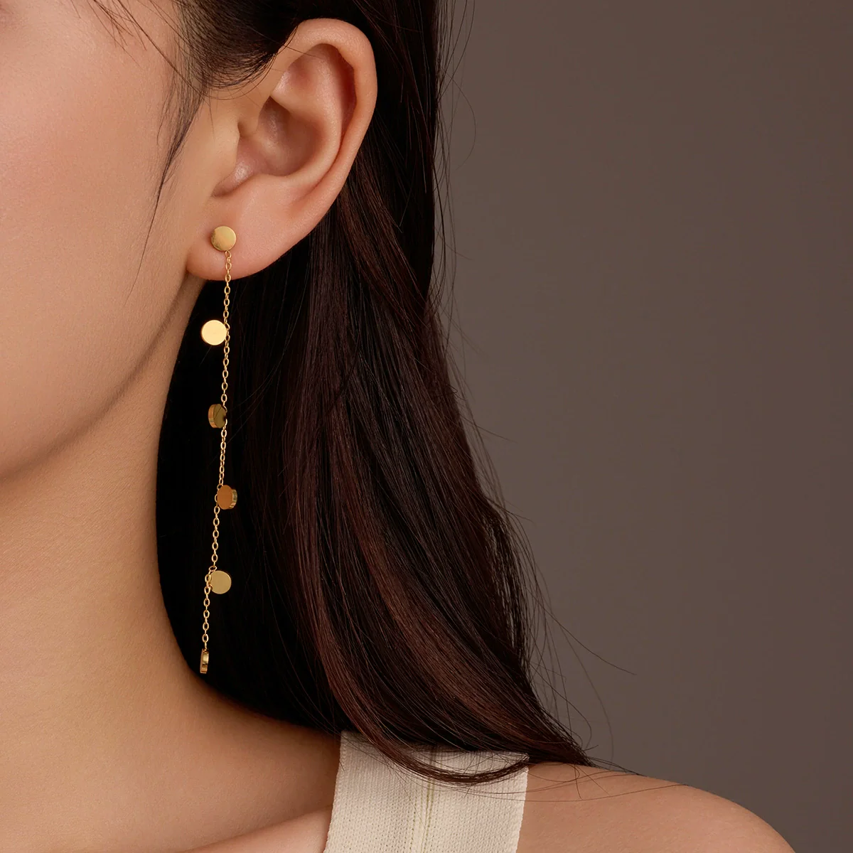 Wholesale 18K Gold Plated Stainless Steel Round Long Tassel Earrings For Women - Image 3