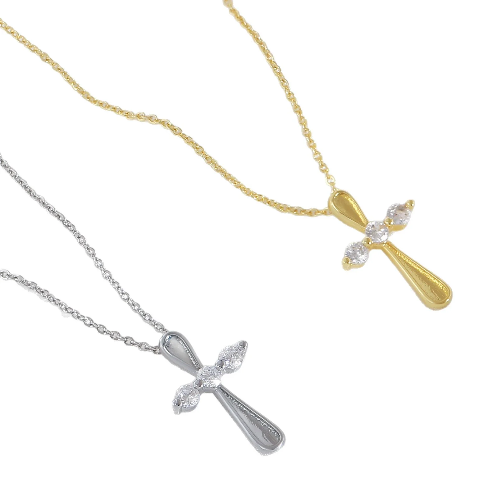 Wholesale 18K Gold Plated Zircon Inlaid Cross Copper Necklace For Unisex With Unique Design - Image 5