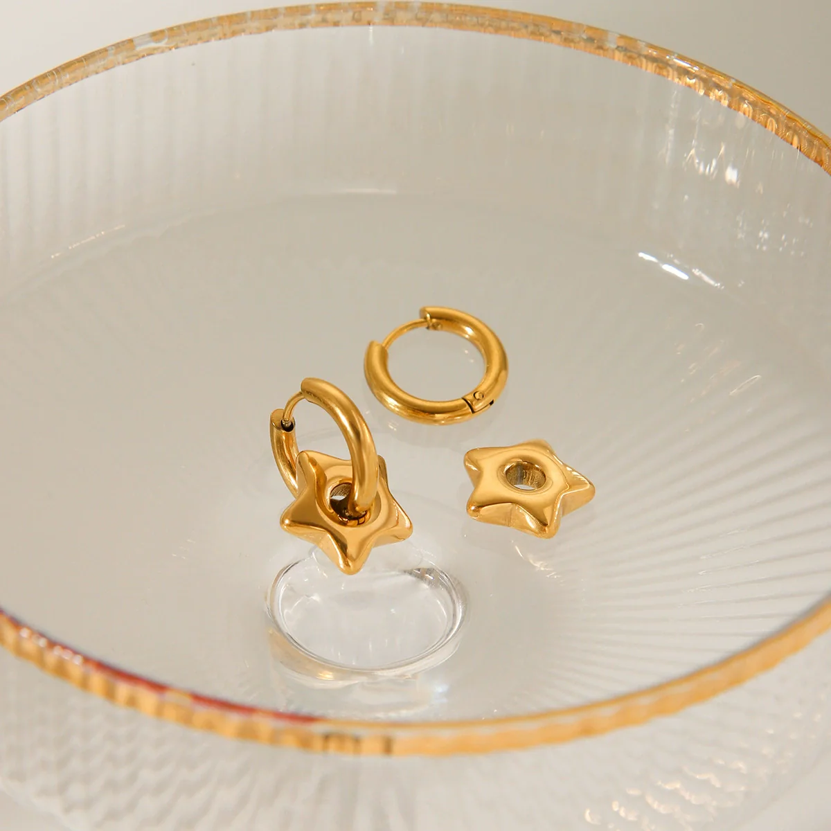 Wholesale 18K Goldplated Geometric Stainless Steel Fivepointed Star Earrings For Women - Image 2