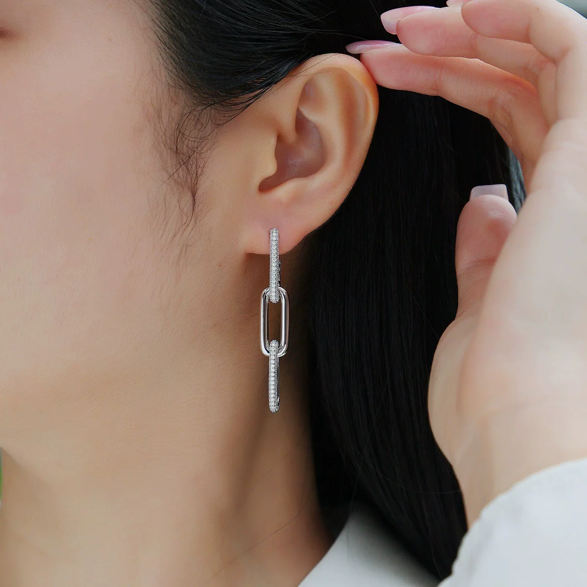 Wholesale 925 Silver Moissanite Geometric Fashion Light Luxury Women's Earrings Set With Diamonds - Image 2