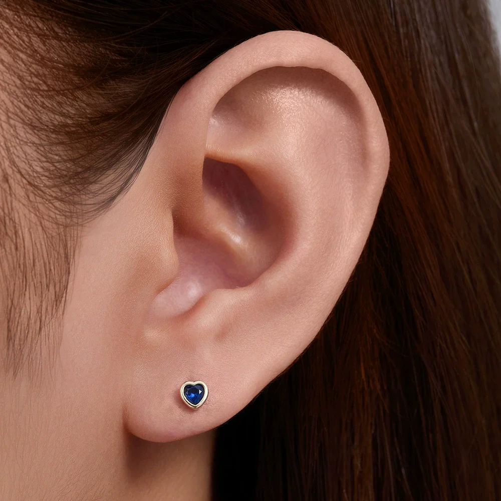 Wholesale 925 Sterling Silver Diamond Heartshaped Piercing Earrings For Women - Image 4