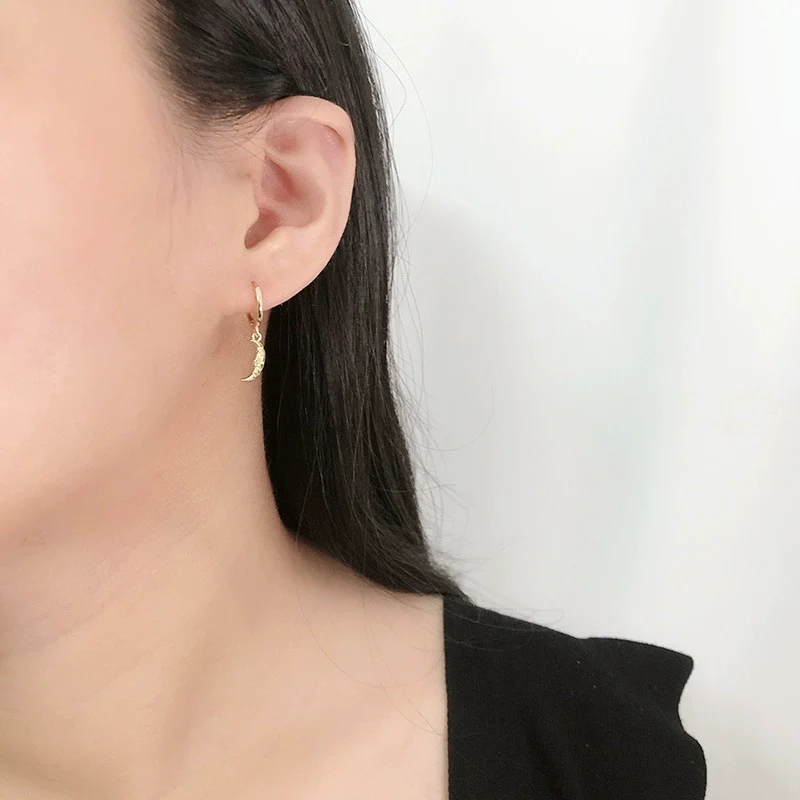 Wholesale 925 Sterling Silver Geometric Moon Ear Buckle Earrings For Women Electroplated - Image 4