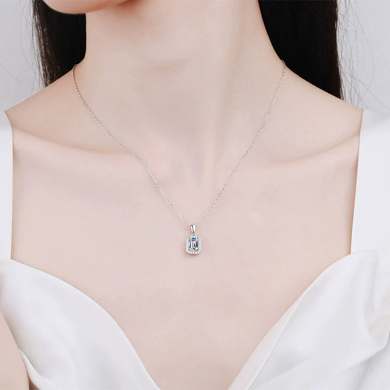 Wholesale 925 Sterling Silver Moissanite Clavicle Necklace With Geometric Pattern And Cross Chain Pt950 Gold Plated - Image 4