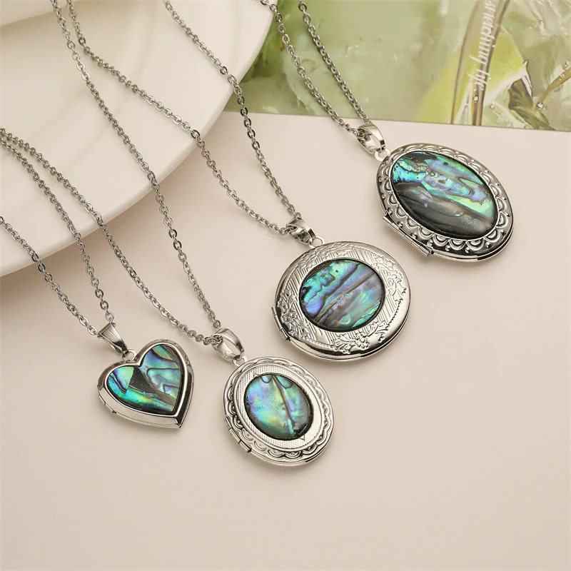 Wholesale Abalone Shell Pendant Necklace With O Word Chain Animal Zodiac Geometric Style Environmentalfriendly