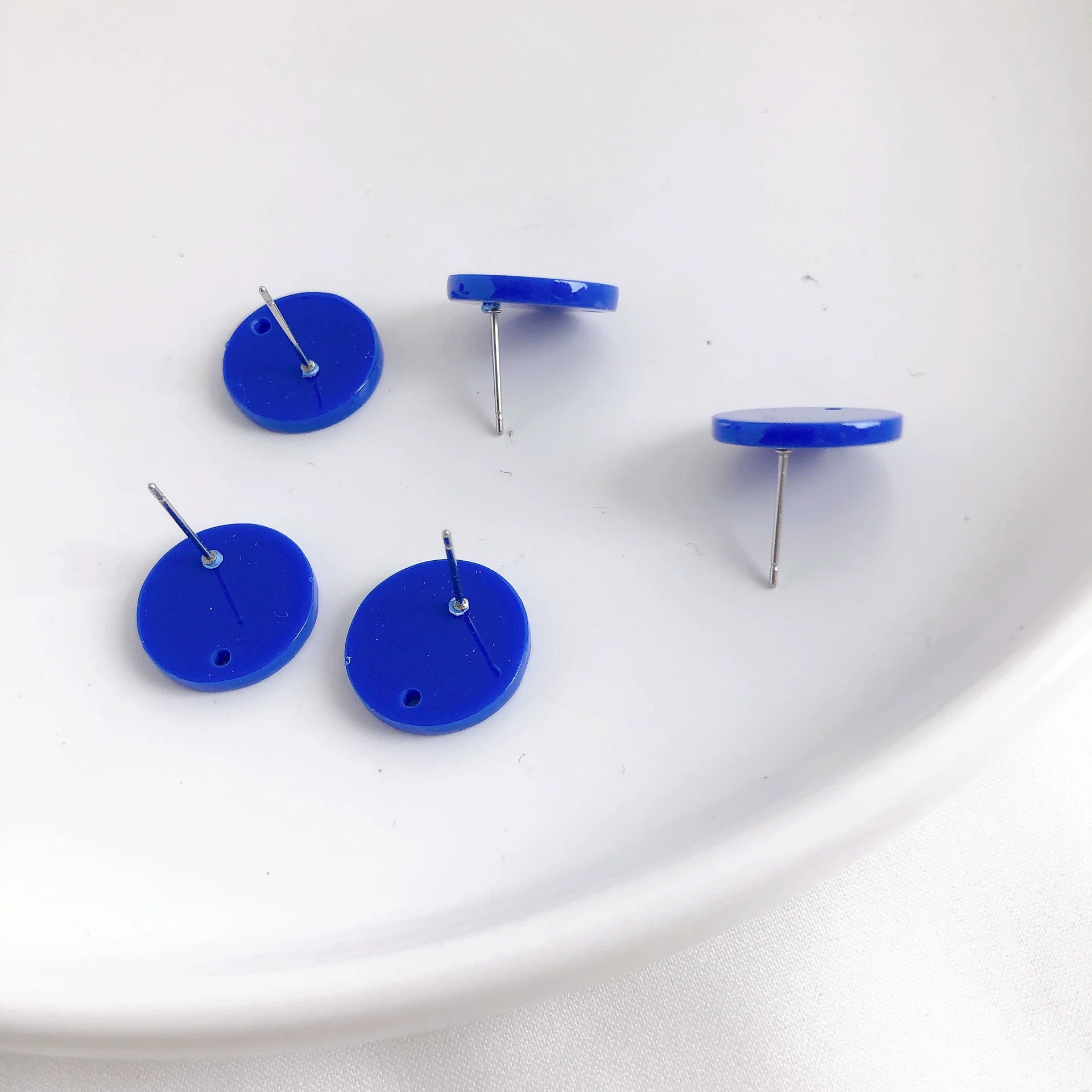 Wholesale Acrylic Stud Earrings Round Shape Solid Color Simple And Sweet Style Environmental Protection Treatment - Image 32