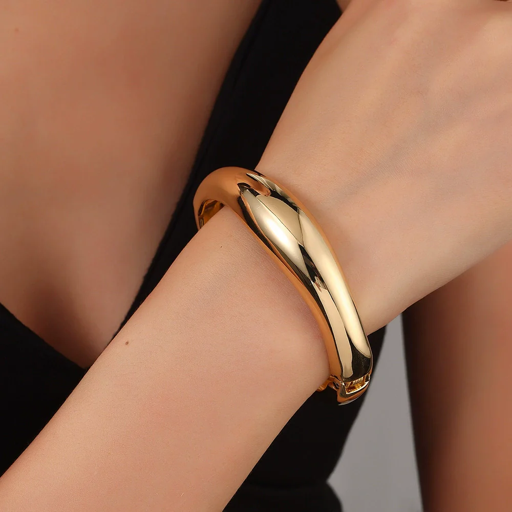 Wholesale Allmatch Open Alloy Bracelet Geometric Style Electroplated Unisex - Image 3