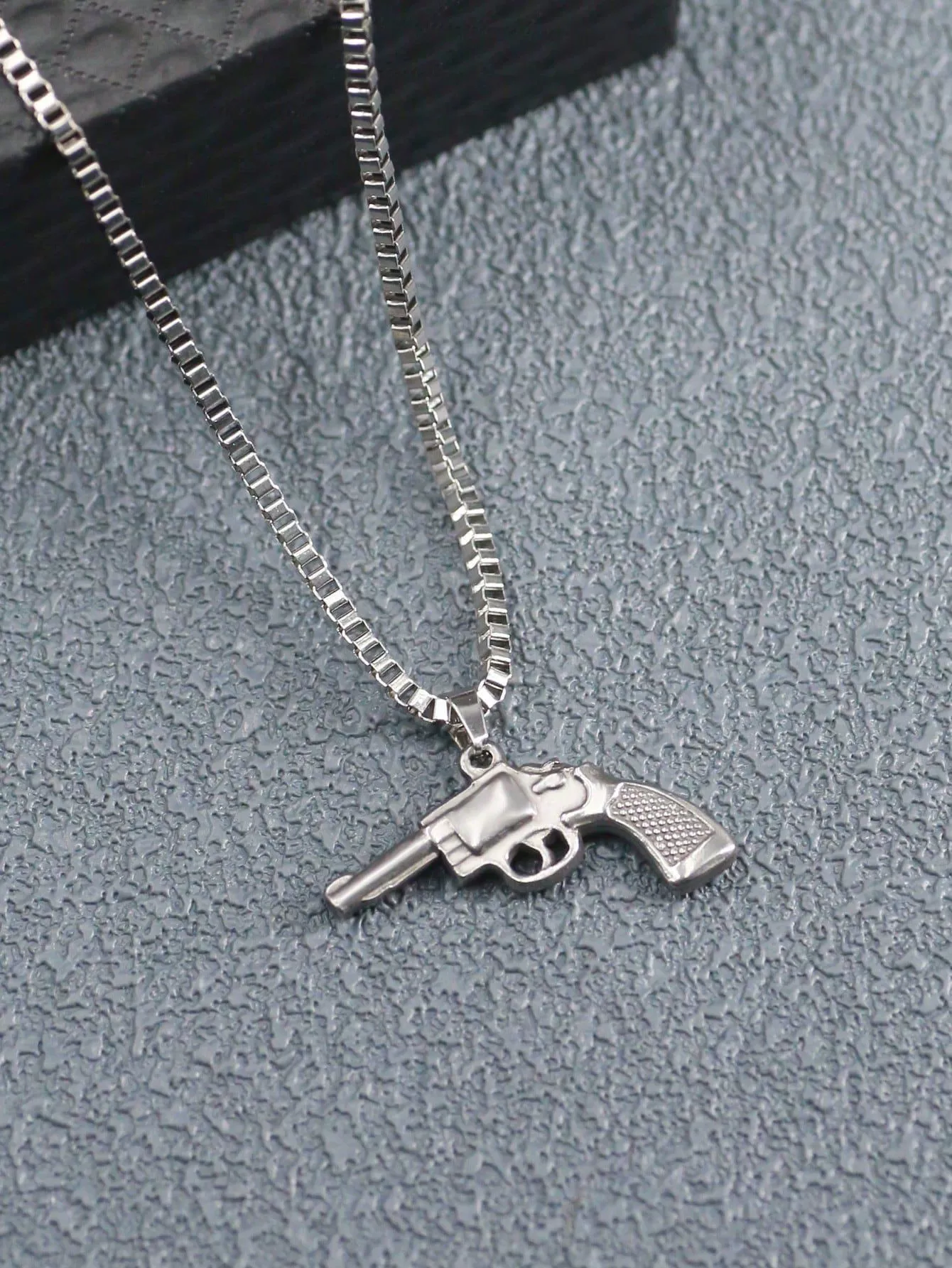 Wholesale Alloy Ak47 Gun Pendant Necklace Electroplated Unisex Fashion Jewelry - Image 11