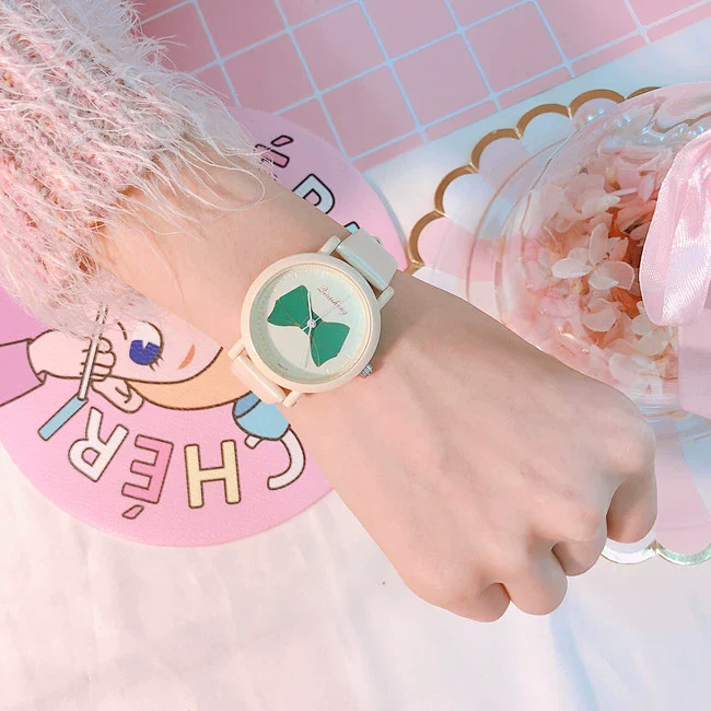 Wholesale Alloy Case Imitation Leather Strap Stainless Steel Buckle Round Dial Cartoon Style Heart Shaped Female Watch - Image 11