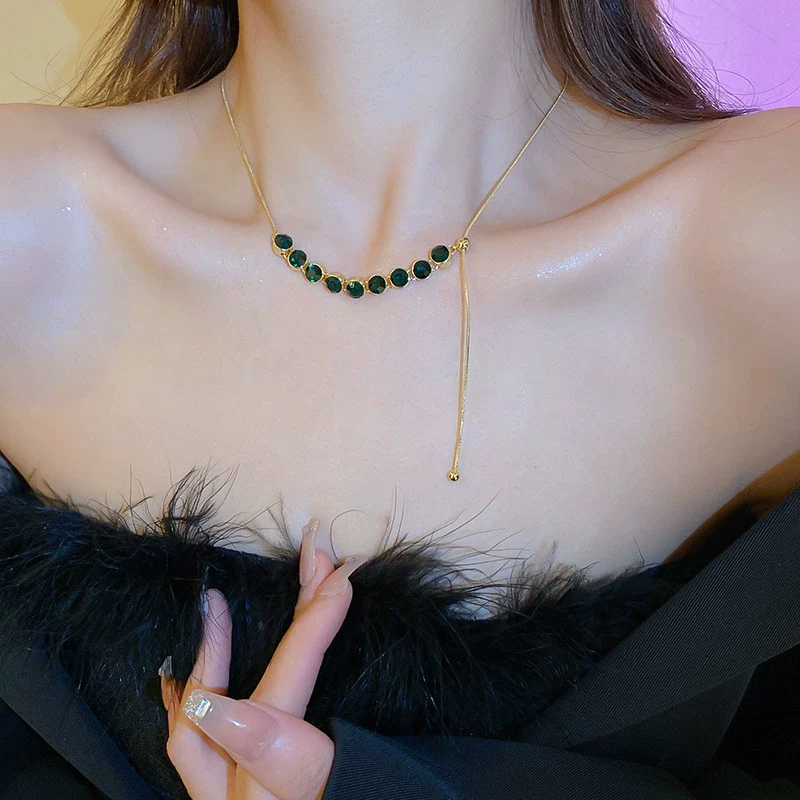 Wholesale Alloy Clavicle Chain Necklace With Fritillaria Flower Design And Electroplating Treatment Light Luxury Style For Women - Image 20