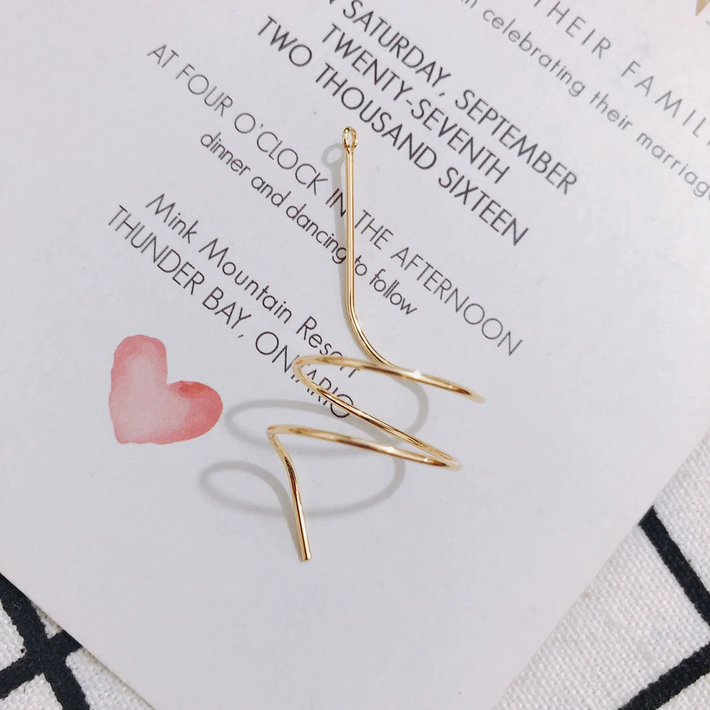 Wholesale Alloy Conch Shape Gold Plated Long Earrings Jewelry Accessories - Image 6