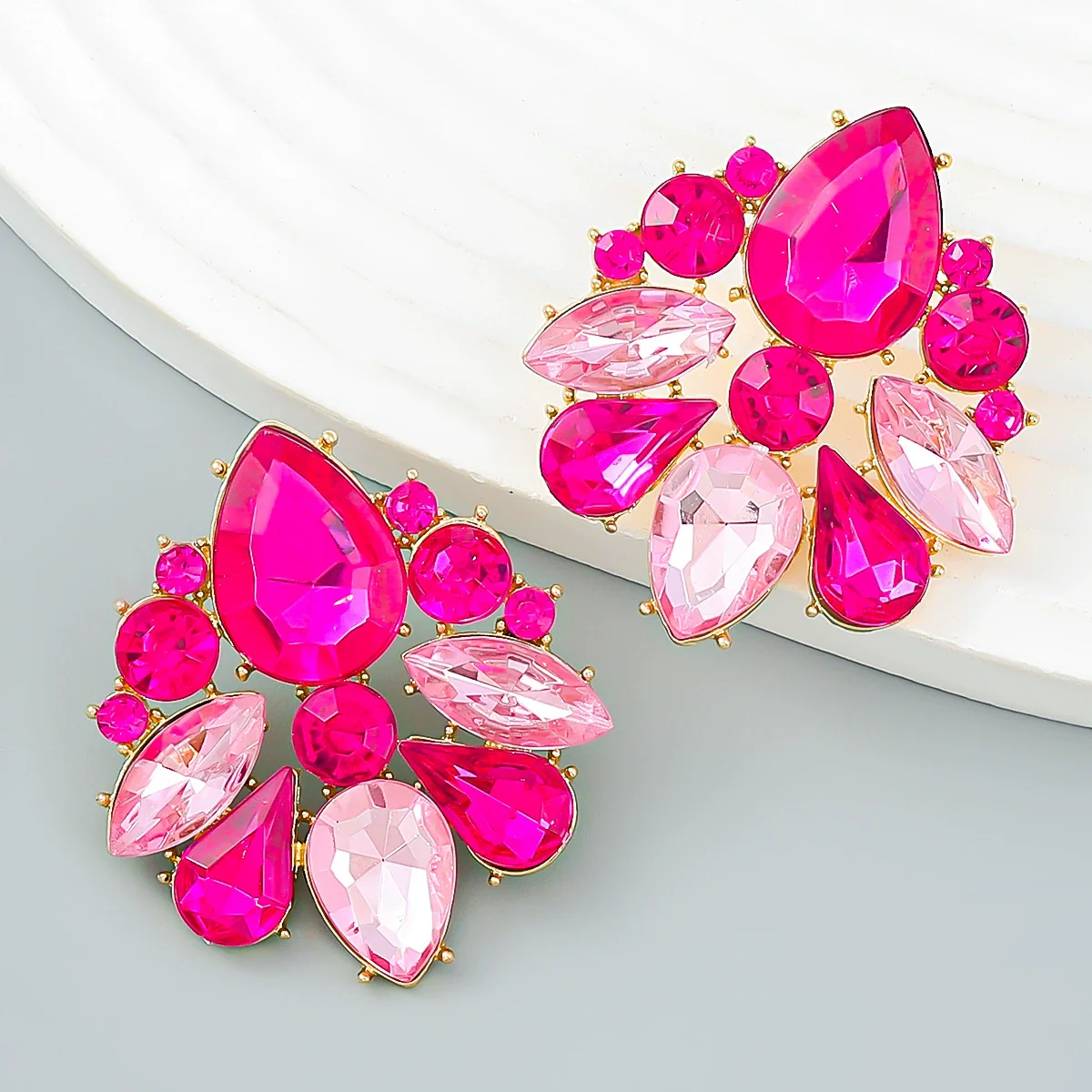 Wholesale Alloy Diamond Geometric Earrings For Women - Image 2