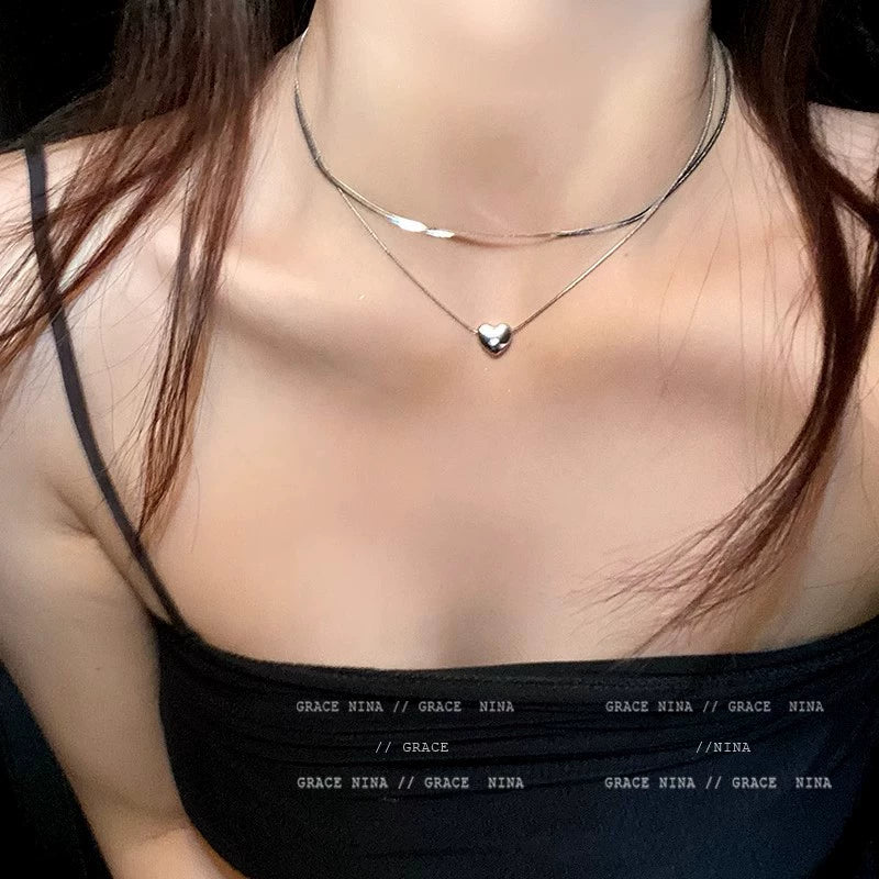 Wholesale Alloy Double Layer Heart Shape Clavicle Chain Necklace For Women Electroplated Cold Style Light Luxury Niche Design - Image 5