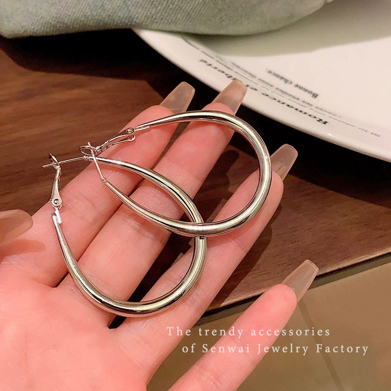 Wholesale Alloy Drop Plain Hoop Earrings For Women Electroplated - Image 6