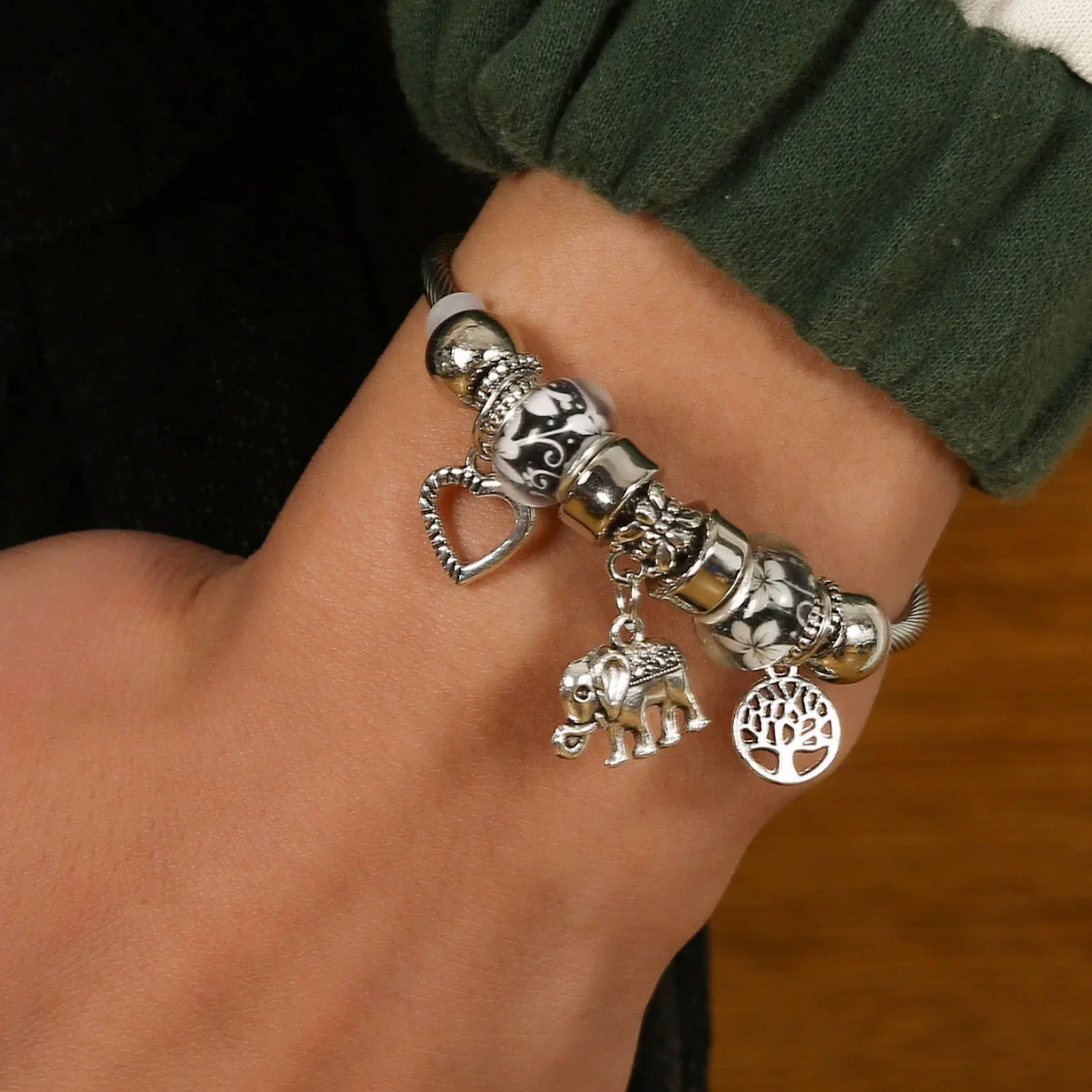 Wholesale Alloy Electroplated Elephant Peach Heart Tree Of Life Pendant Bracelet For Women - Image 2