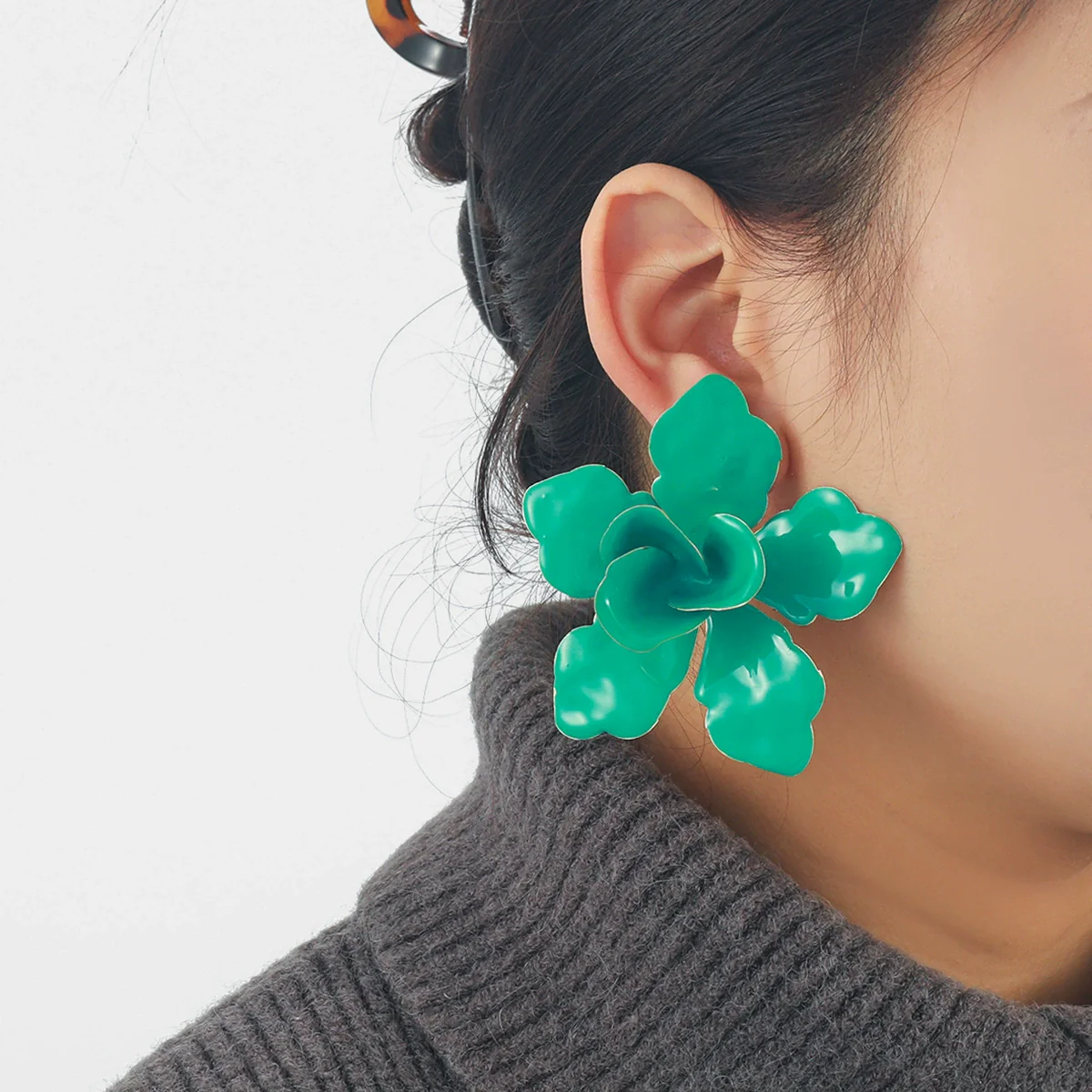 Wholesale Alloy Flower Dripping Oil Fashion Exaggerated Women's Earrings - Image 3
