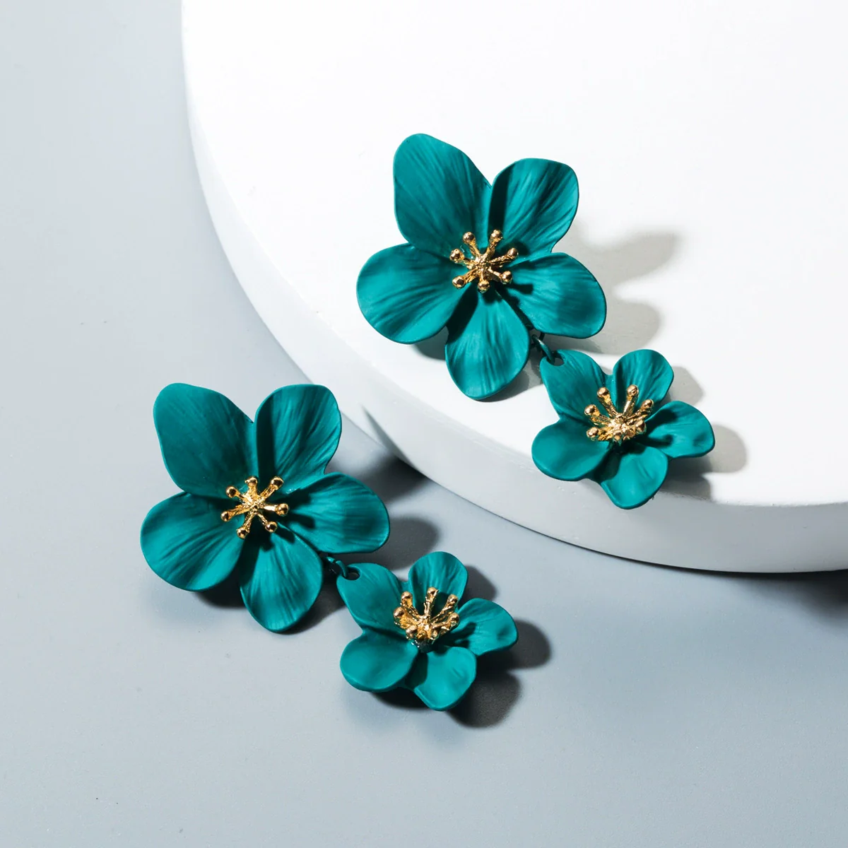 Wholesale Alloy Fresh Flower Baking Paint Earrings For Women - Image 2