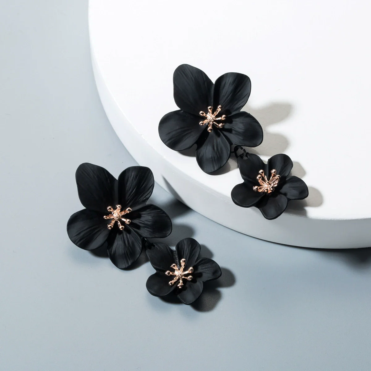 Wholesale Alloy Fresh Flower Baking Paint Earrings For Women - Image 4