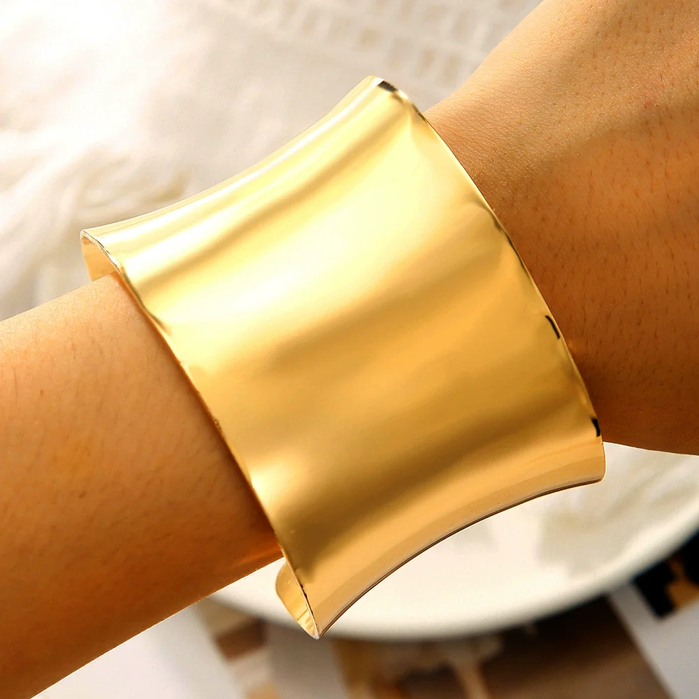 Wholesale Alloy Geometric Arc Exaggerated Punk Open Metal Bracelet With Electroplating Treatment Unisex Style