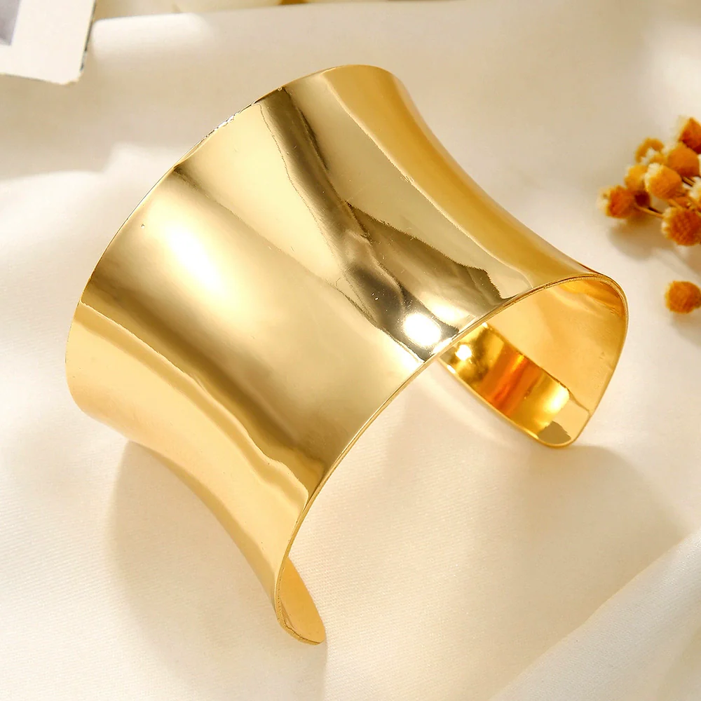 Wholesale Alloy Geometric Arc Exaggerated Punk Open Metal Bracelet With Electroplating Treatment Unisex Style - Image 3