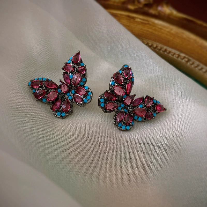 Wholesale Alloy Geometric Butterfly Women's Cold Style Fashion Light Luxury Ear Bone Clip Earrings With Electroplating - Image 15