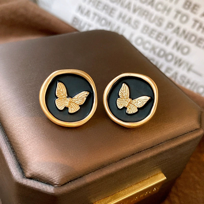 Wholesale Alloy Geometric Butterfly Women's Cold Style Fashion Light Luxury Ear Bone Clip Earrings With Electroplating - Image 9