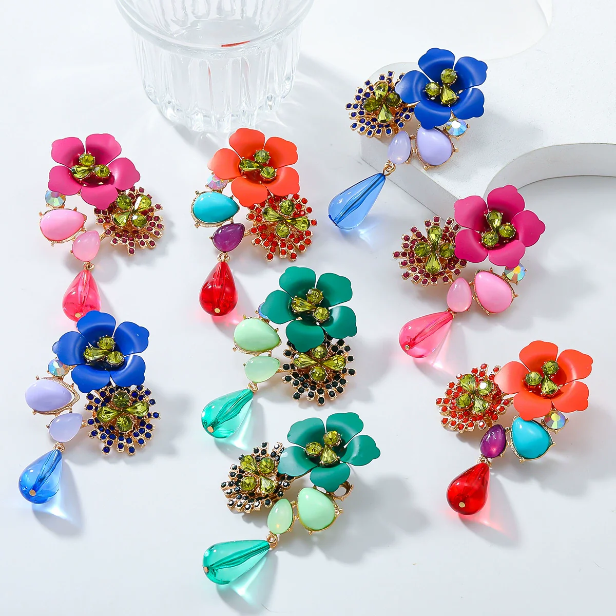 Wholesale Alloy Geometric Diamond Vintage Resin Flower Beaded Earrings For Women - Image 2