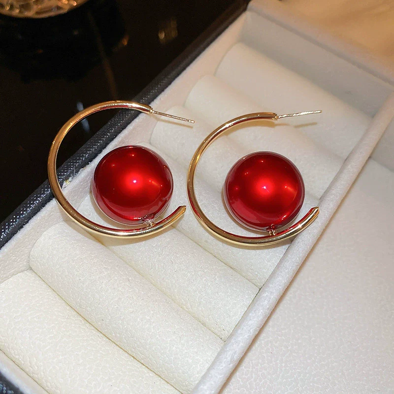 Wholesale Alloy Geometric Earrings With Diamond And Pearl Retro Light Luxury Electroplated For Women - Image 53