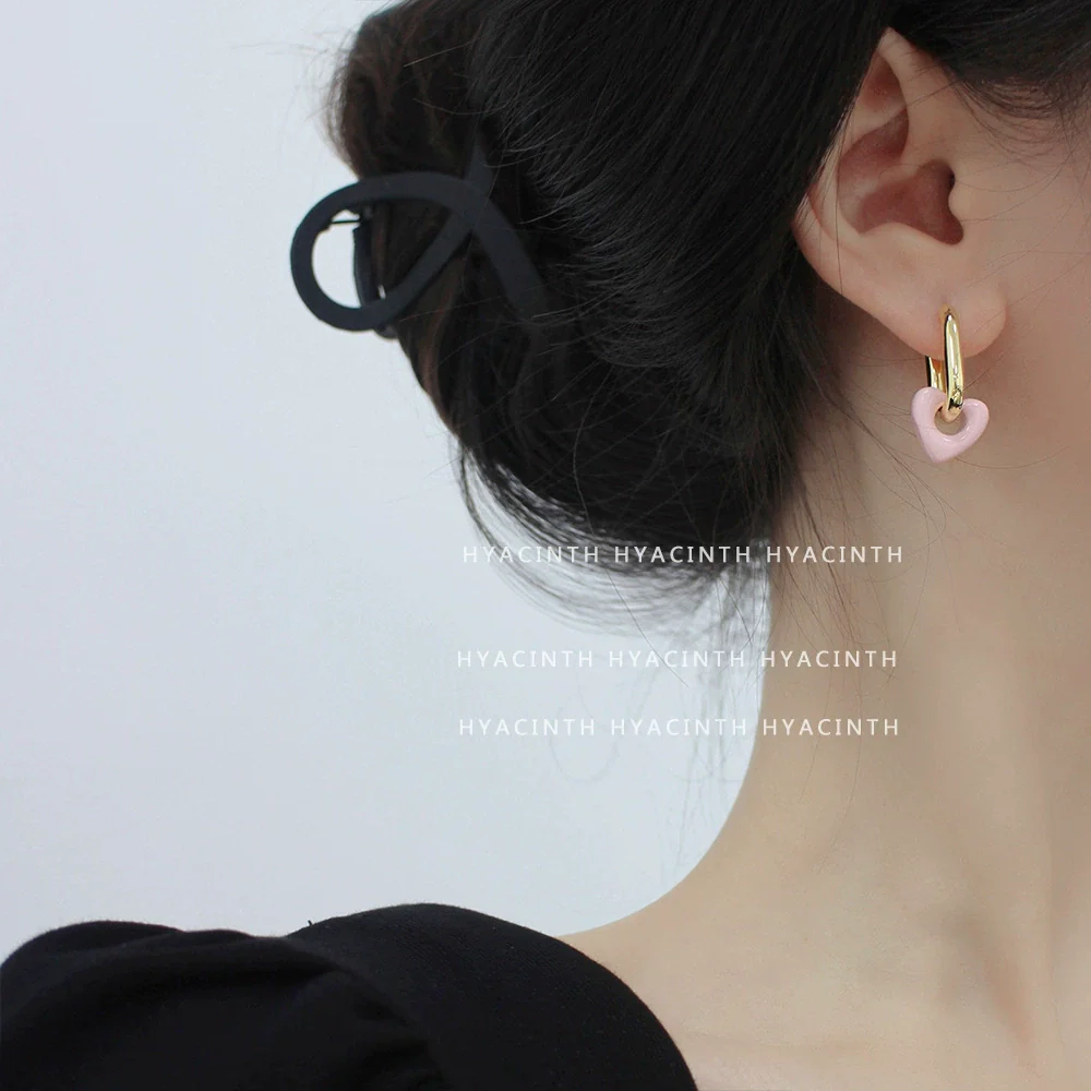 Wholesale Alloy Geometric Electroplated Cute Style Ear Buckles - Image 9