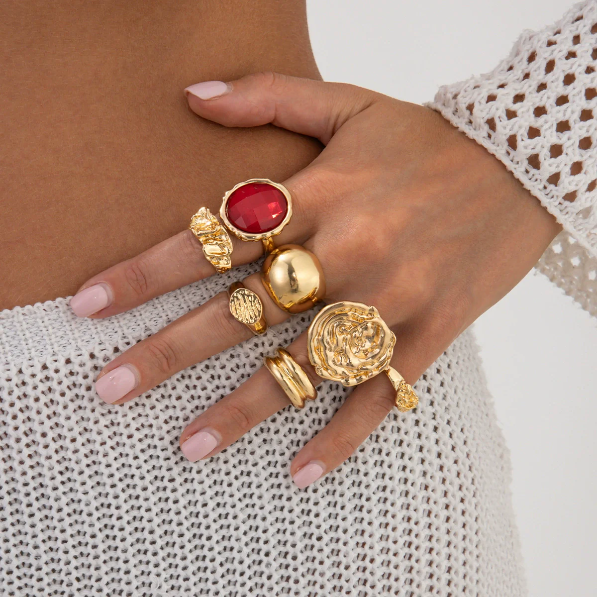 Wholesale Alloy Geometric Pleated Imitation Gemstone Rhinestone Ring Set For Women With Electroplating Design - Image 2