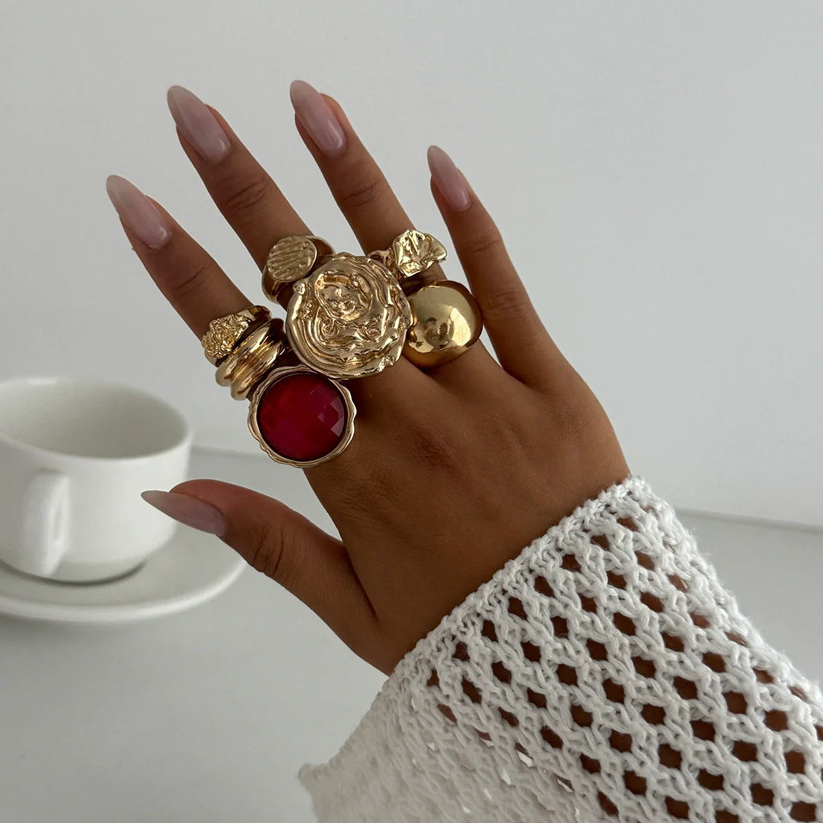 Wholesale Alloy Geometric Pleated Imitation Gemstone Rhinestone Ring Set For Women With Electroplating Design - Image 6