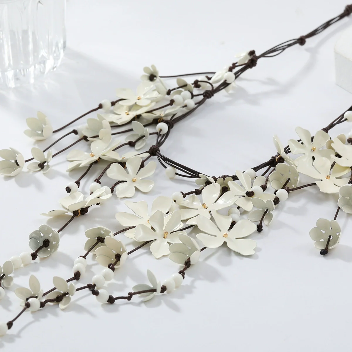 Wholesale Alloy Handmade Floral Multilayer Bohemian Style Women's Necklace With Snake Bone Chain - Image 4