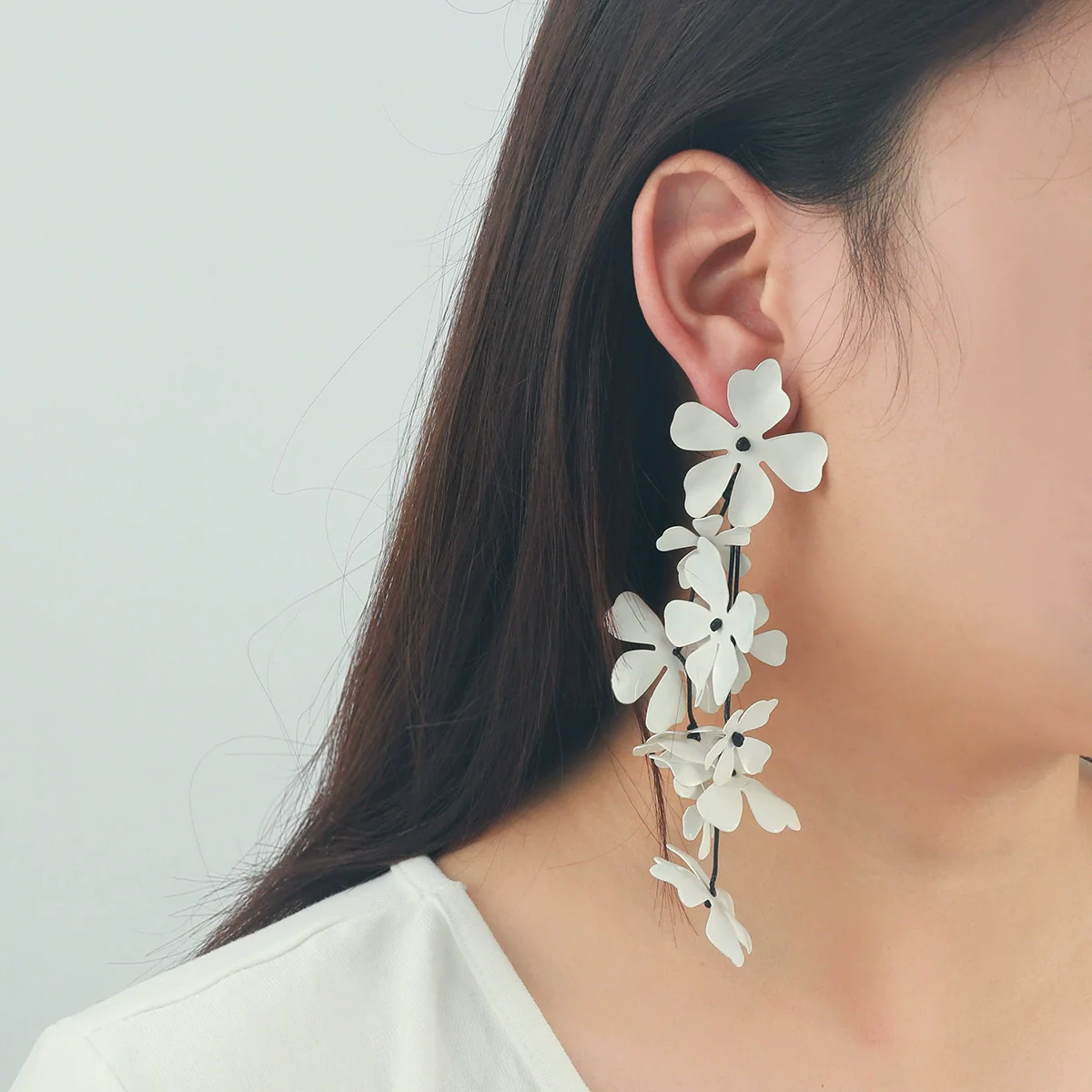 Wholesale Alloy Handwoven Knot Paint Flower Earrings For Women Cute Style Handmade