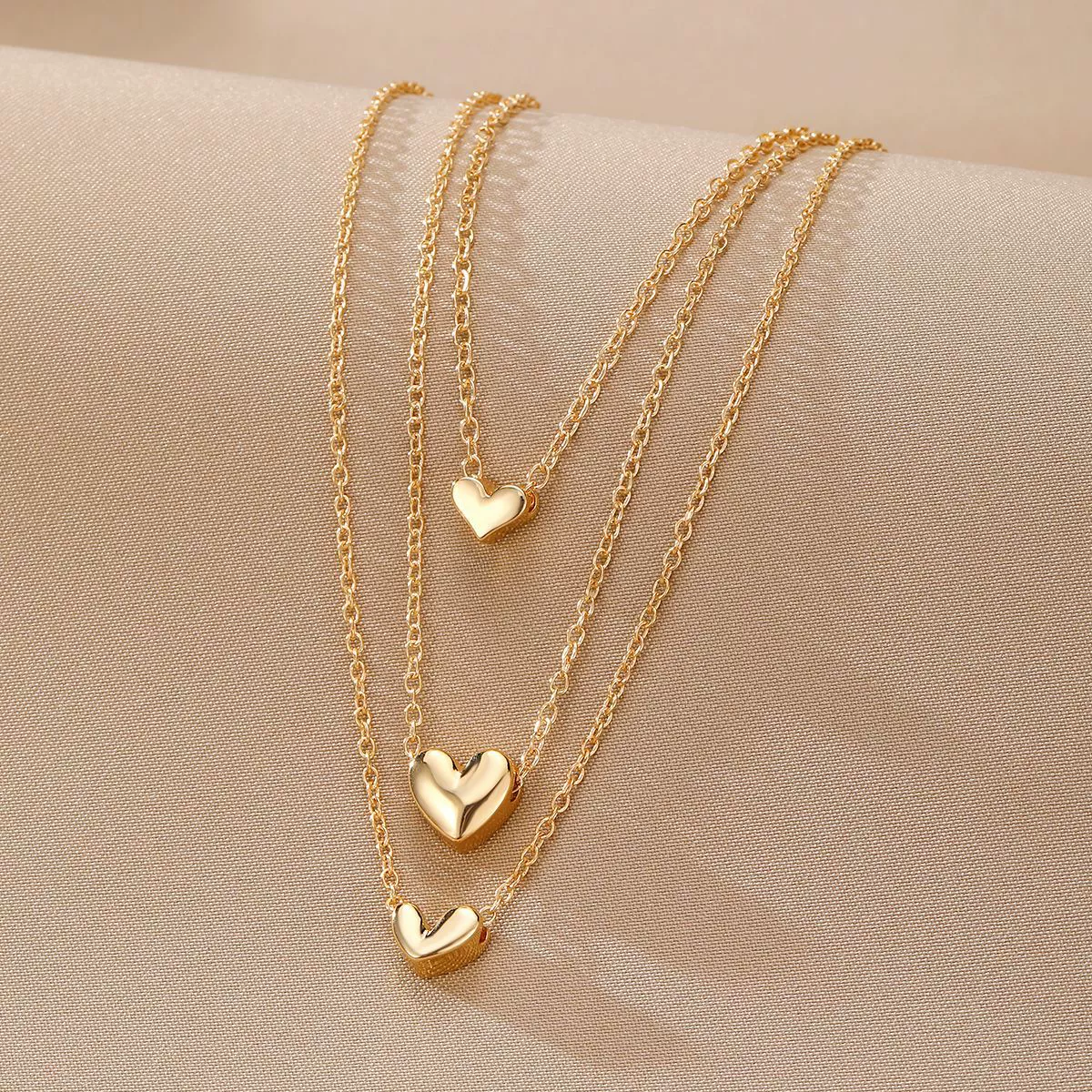 Wholesale Alloy Heart Shape Pendant O Word Chain Necklace With Electroplating For Women - Image 4