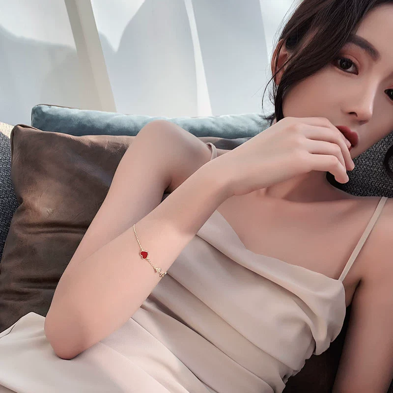 Wholesale Alloy Heart Sweet Style Electroplated Women's Bracelet - Image 2