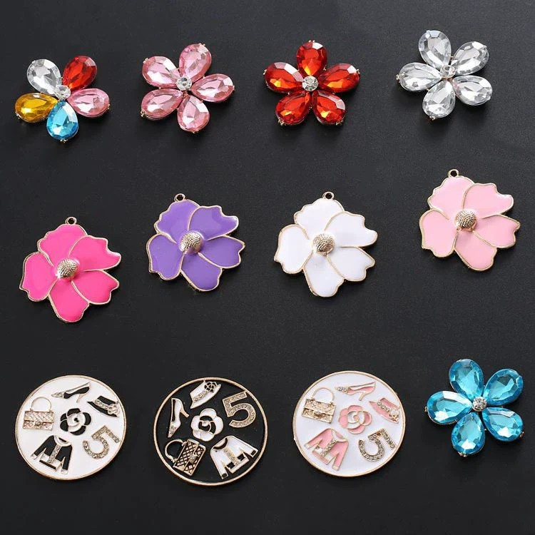 Wholesale Alloy Jewelry With Starfish And Flower Shapes And Rhinestone Diamond Materials Electroplated