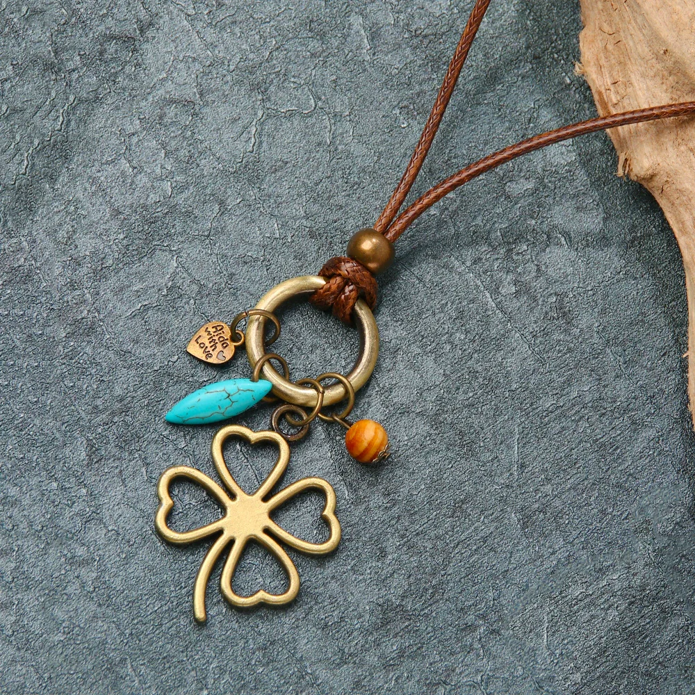 Wholesale Alloy Leaves Four Leaf Clover Pendant Necklace With Electroplating Vintage Fashion Style Unisex - Image 2