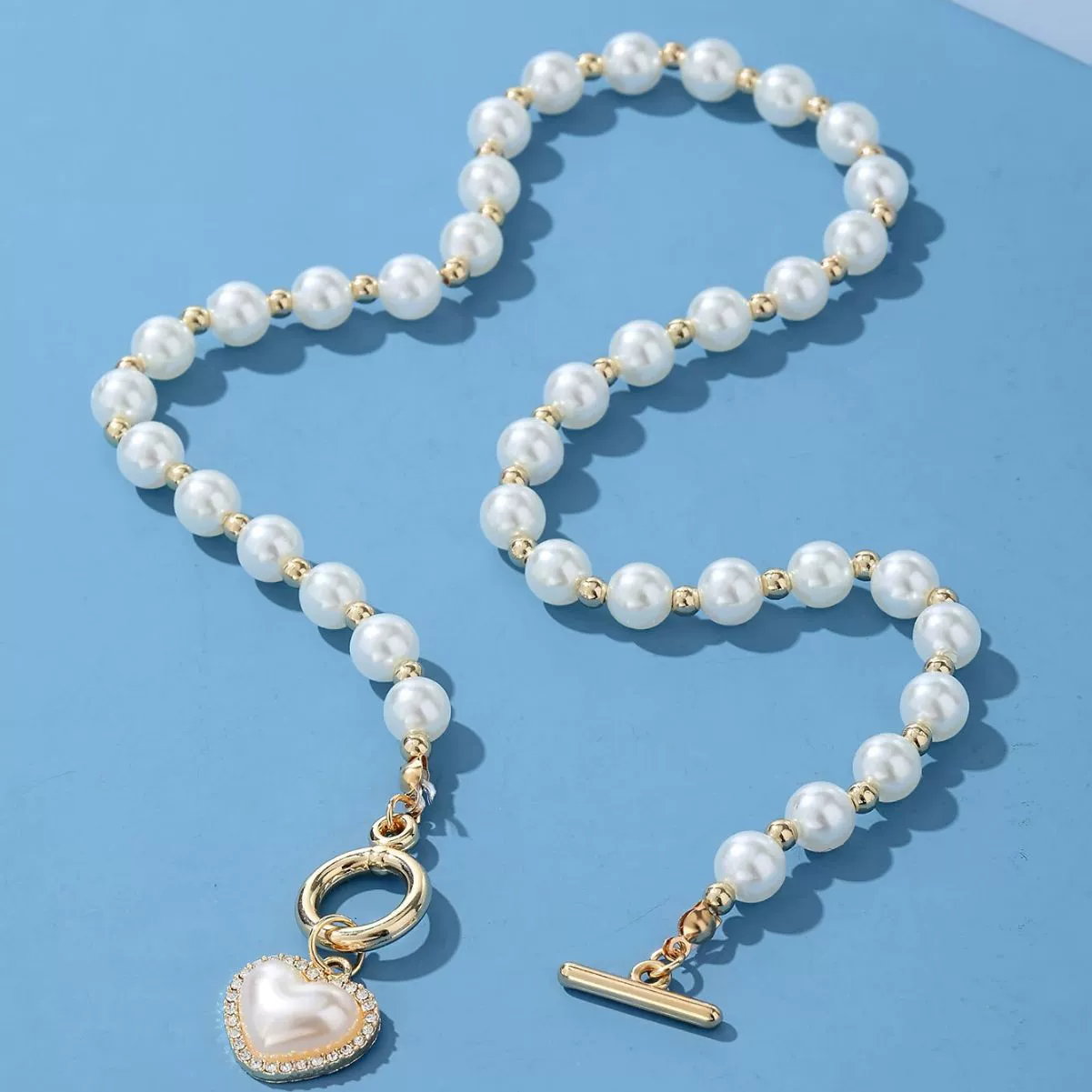 Wholesale Alloy Pearl Chain Necklace With Diamond And Geometric Design For Women French Retro Style - Image 3