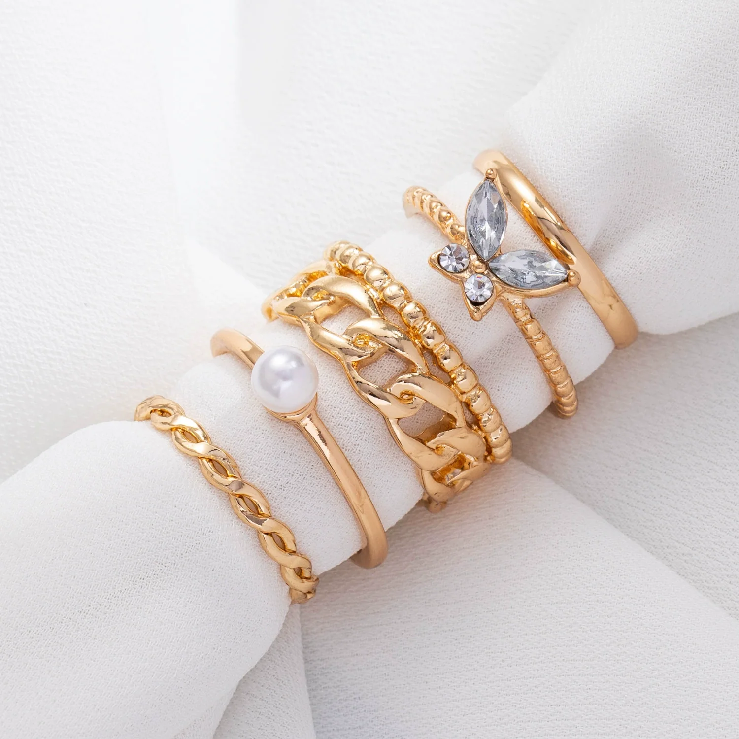 Wholesale Alloy Pearl Rhinestone Butterfly Twist Electroplated Ring Set For Women - Image 2