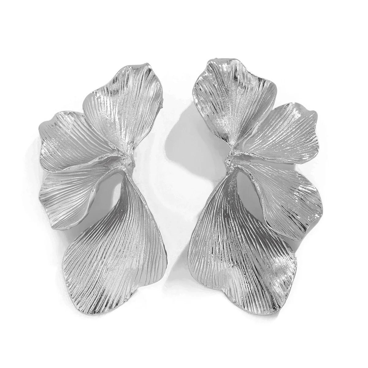 Wholesale Alloy Personality Double Layer Five Petal Flower Leaves Tassel Electroplated Women's Earrings - Image 5