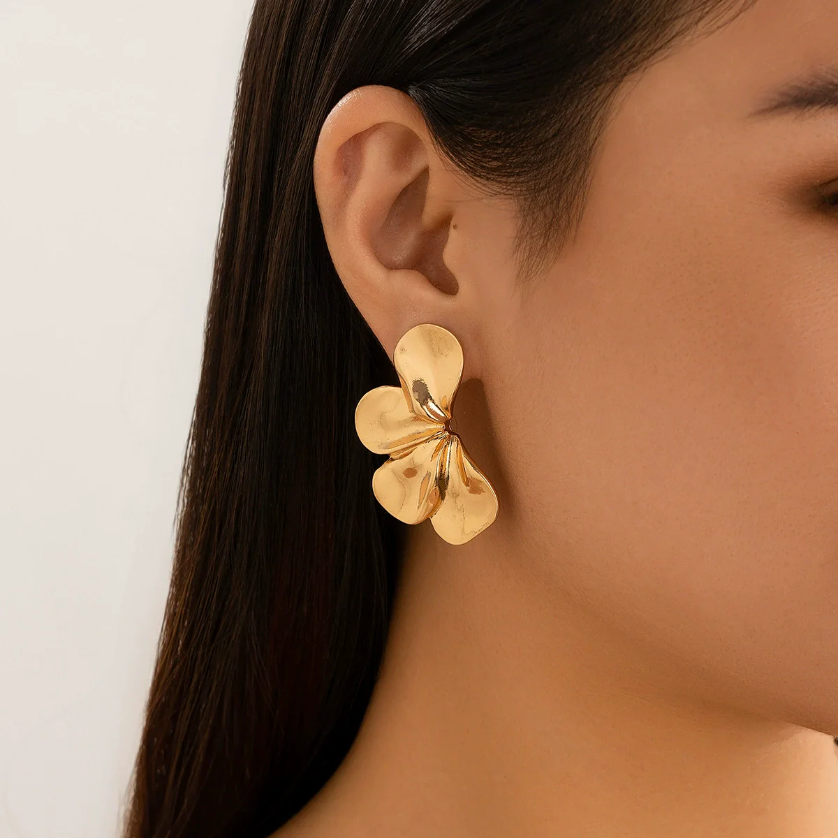 Wholesale Alloy Personality Double Layer Five Petal Flower Leaves Tassel Electroplated Women's Earrings - Image 8