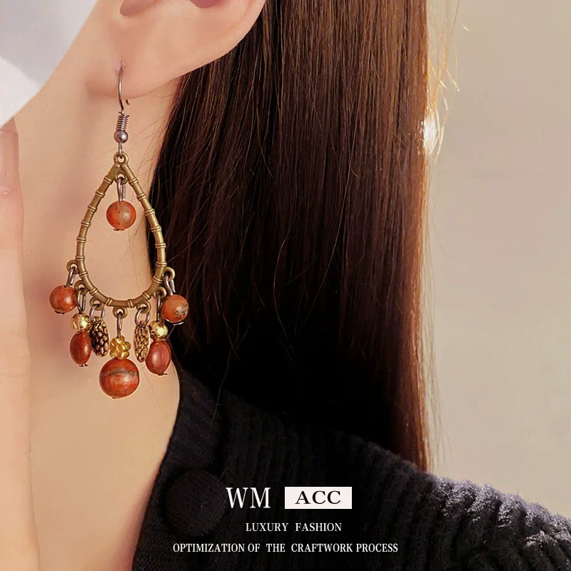 Wholesale Alloy Retro Geometric Water Drop Tassel Electroplated Women's Earrings - Image 3