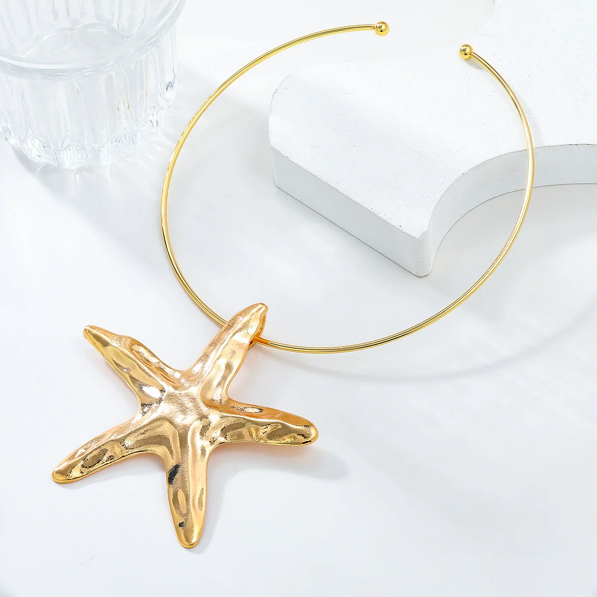 Wholesale Alloy Snake Bone Chain Starfish Pendant Women's Trendy Metallic Hip Hop Necklace With Geometric Design And Electroplating Treatment - Image 3
