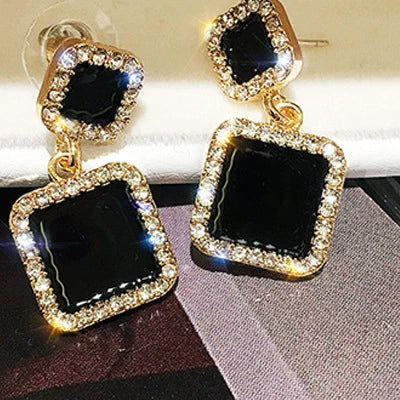Wholesale Alloy Square Earrings With Geometric Pattern And Electroplating Treatment For Women Light Luxury Style - Image 5